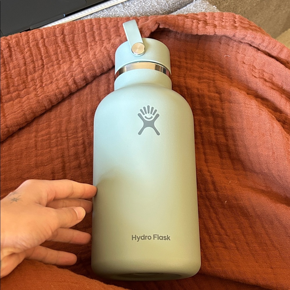 64 oz Wide Mouth with Flex Straw Cap Tonal Agave